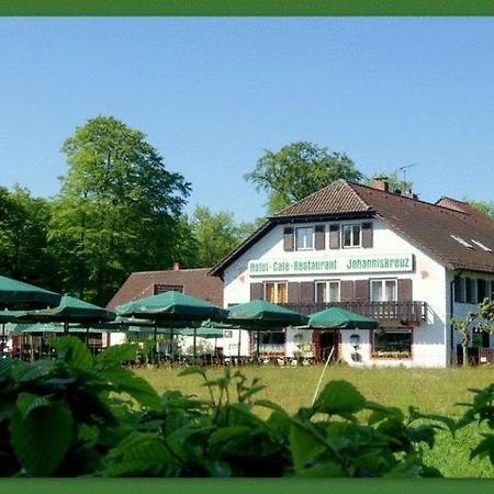 Hotel-Restaurant Johanniskreuz Trippstadt Exteriör bild